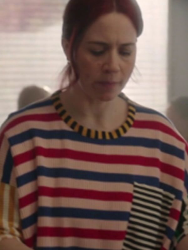 Resident Alien S04 Alice Wetterlund Multicolor Ribbed Top