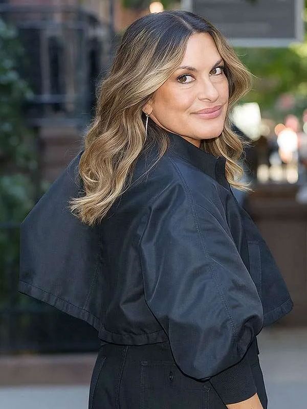 Law and Order SVU S27 Olivia Benson Black Jacket New Law and Order SVU S27 Olivia Benson Black Jacket